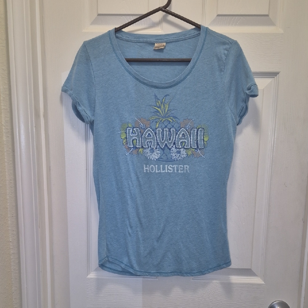 Hollister Blue Fitted Short Sleeve Tee - Picture 3 of 12